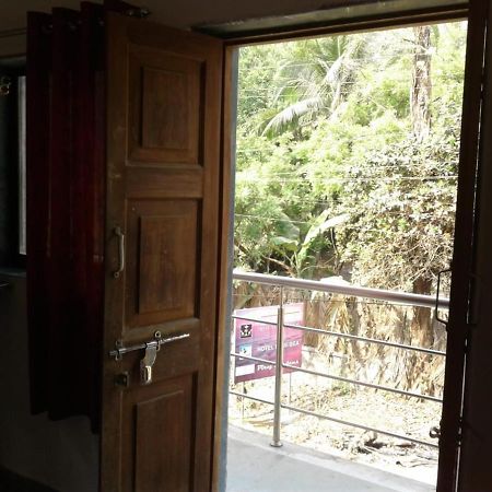 אליבג Hotel Kalpavruksha מראה חיצוני תמונה
